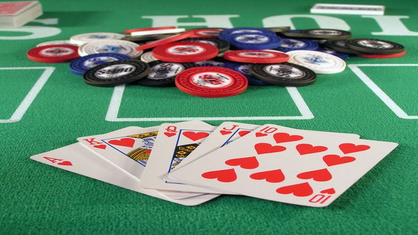 Câu hỏi Double Barrel Poker  được nhiều tân thủ quan tâm và chú trọng hàng đầu. Hiểu đơn giản đây là việc mà bạn sẽ quyết định đặt cược thêm một lần nữa để nâng cao cơ hội thu lợi khủng trong từng turn. Đây cũng được xem là một chiến thuật chơi Poker hiệu quả đang được nhiều dân chơi chuyên nghiệp áp dụng và đạt được thành công vượt trội. Hãy đến PQ88 game bài 3D trực tuyến để biết thêm thông tin nhé .