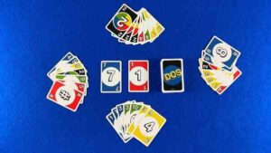 Mục tiêu chính của Uno Dos là loại bỏ tất cả các thẻ bài trên tay trước bất kỳ người chơi khác (và kiếm điểm từ các thẻ còn lại trên tay đối thủ). Giống như Uno, bạn phải loại bỏ các quân bài của mình bằng cách ghép các quân bài rút, nhưng ở Dos, bạn chỉ có thể ghép chúng theo con số. Các số cần được khớp trước, không cần quan tâm đến màu sắc. Màu sắc trong Dos chỉ kiếm được phần thưởng gọi là Thưởng Khớp Màu. Hãy đến FUN88 casino truwujc tuyến để biết thêm thông tin nhé .